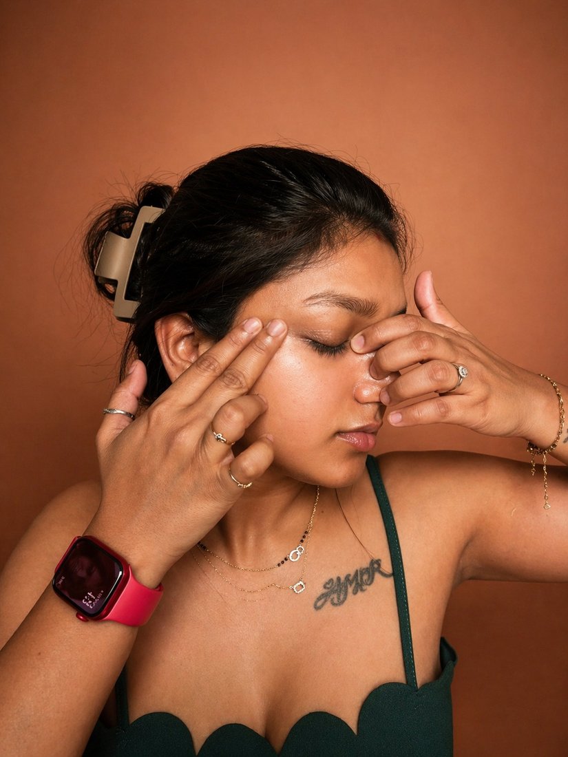 Under-eye and lymphatic work